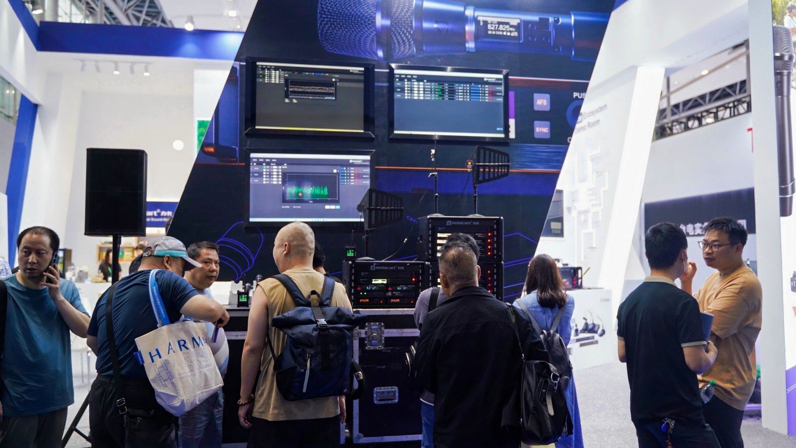 展会直击丨Relacart·力卡全新AI系列来袭 重塑音频智能体验！