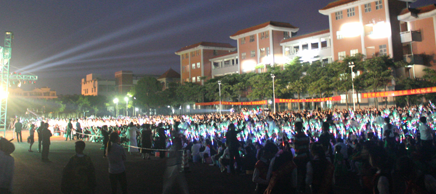 HDR-8Q数字无线麦克风系统等明星设备参加南非展会